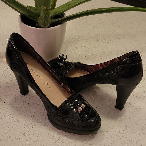 Anne Klein iFlex Heels - Picture 4 of 11